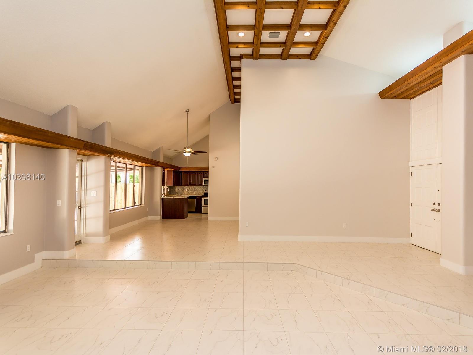 SHORES LINDGREN FIRST ADD - Residential