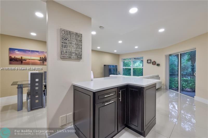 SPARROWS WALK CONDO - Residential Lease