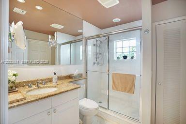 NAVARRO ISLE - Residential