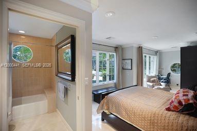 NAVARRO ISLE - Residential