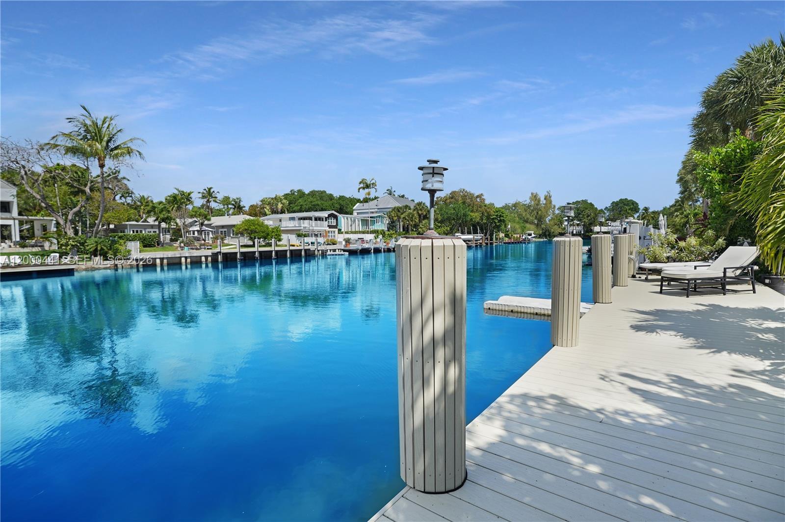 NAVARRO ISLE - Residential