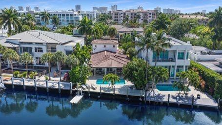 NAVARRO ISLE - Residential