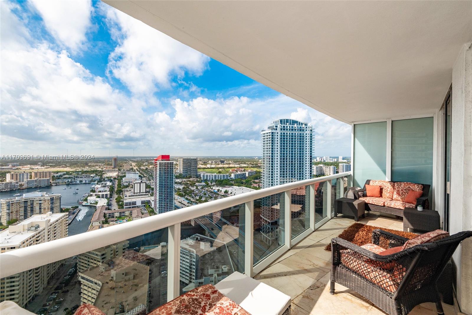 1800 S Ocean Dr 3706