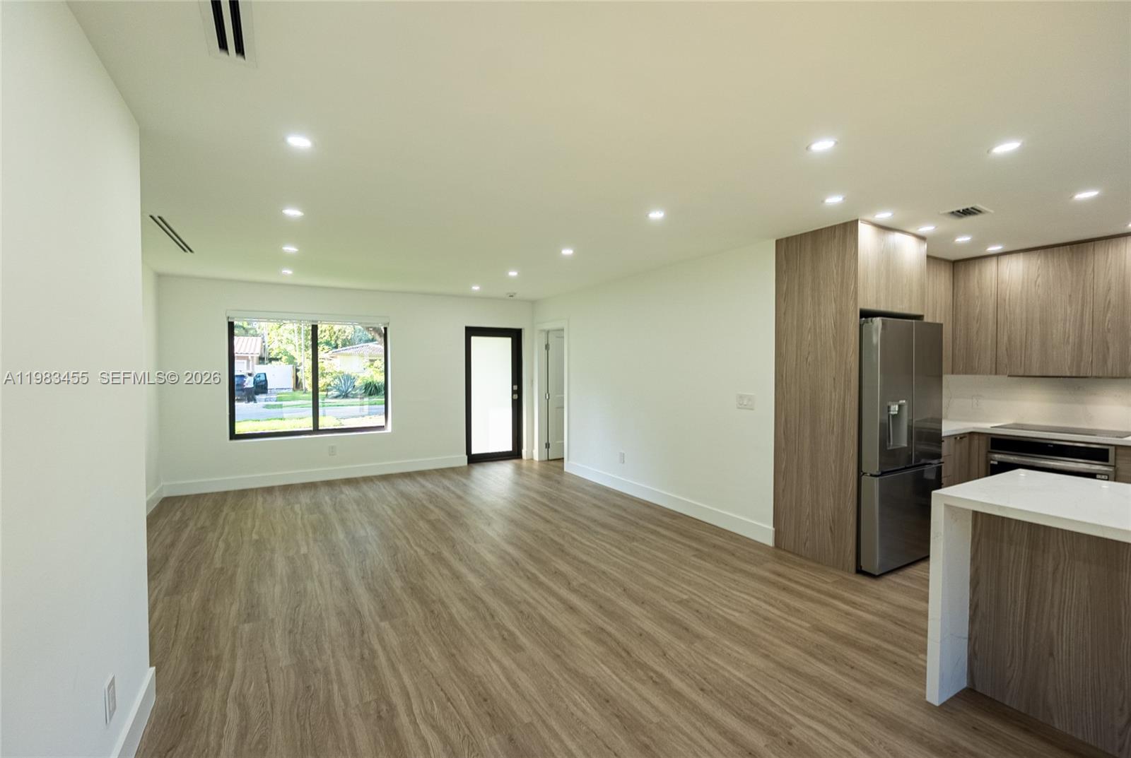 MIAMI LAKES SEC 4 - Residential