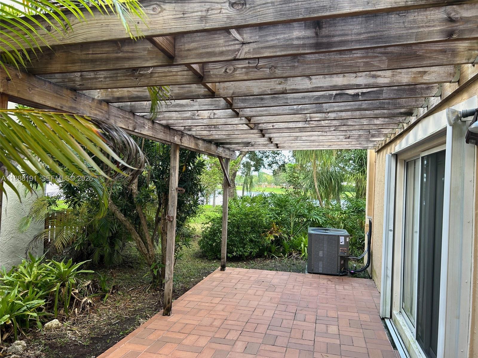 VIZCAYA AT THE HAMMOCKS 1 - Residential