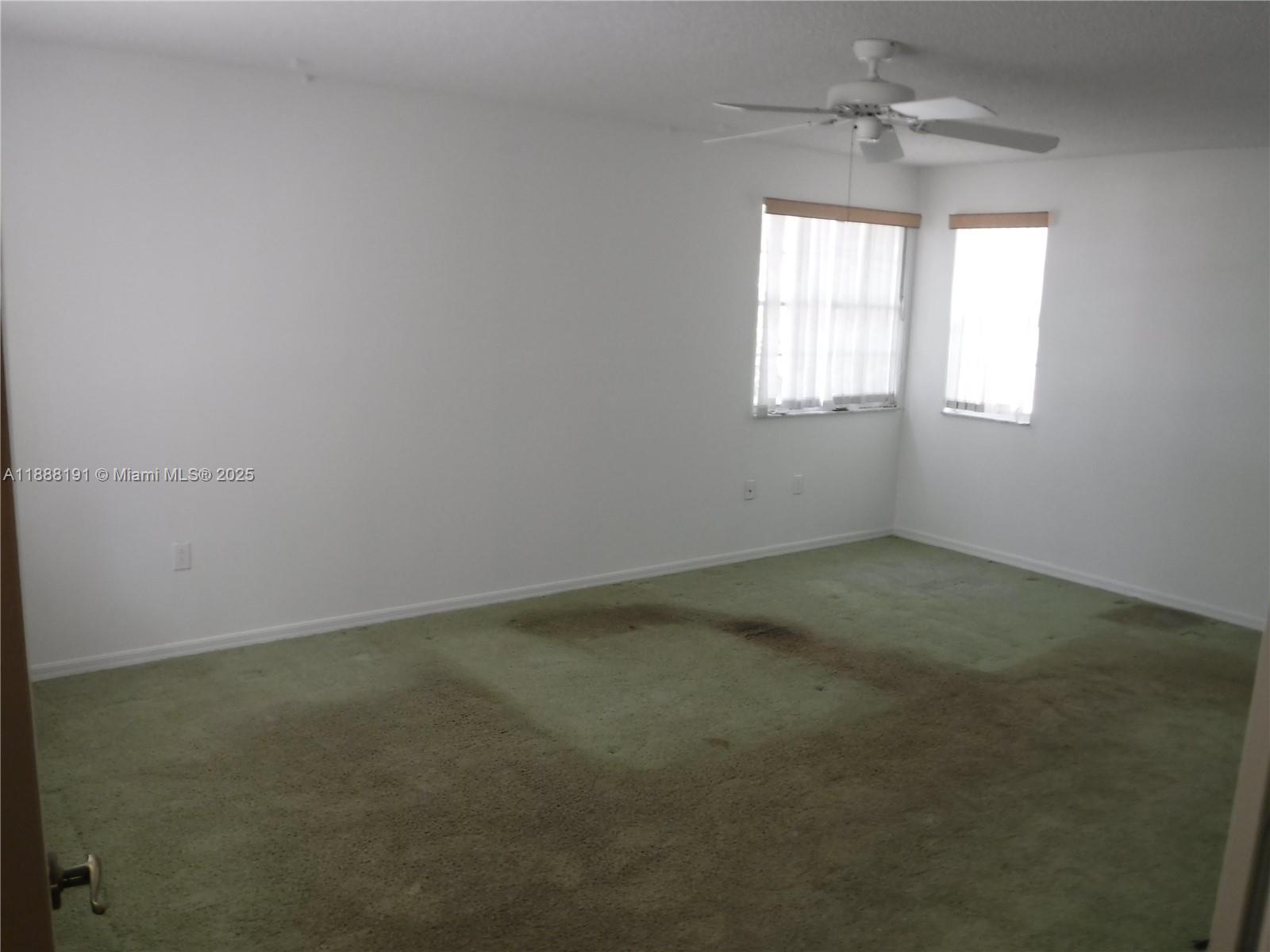 VIZCAYA AT THE HAMMOCKS 1 - Residential