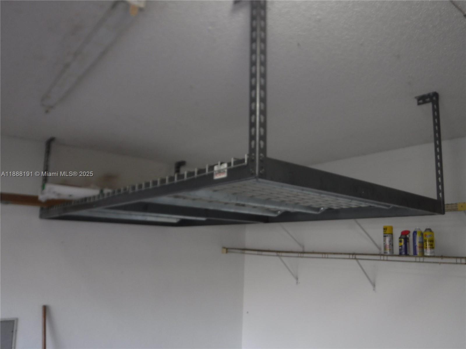 VIZCAYA AT THE HAMMOCKS 1 - Residential