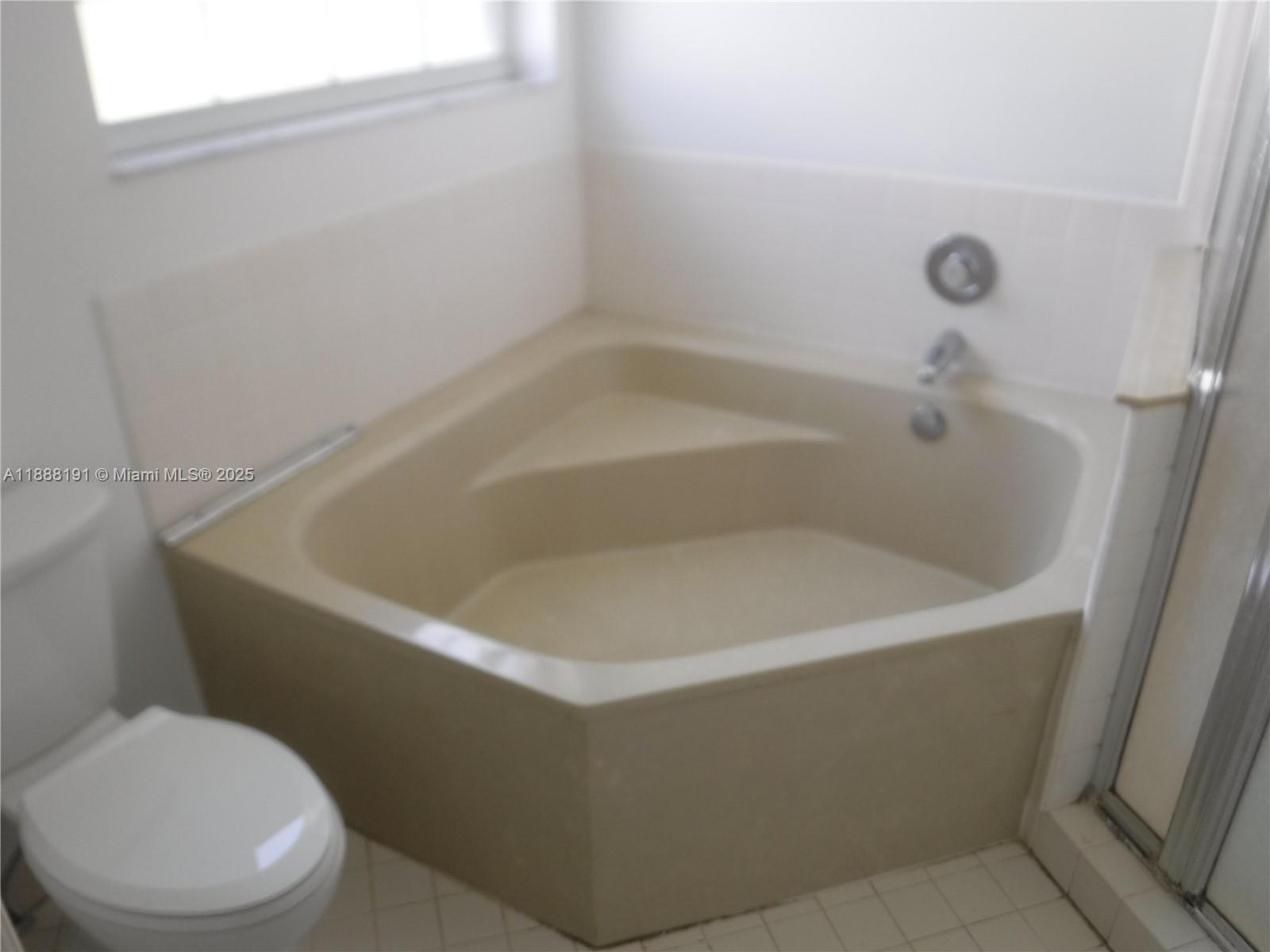 VIZCAYA AT THE HAMMOCKS 1 - Residential