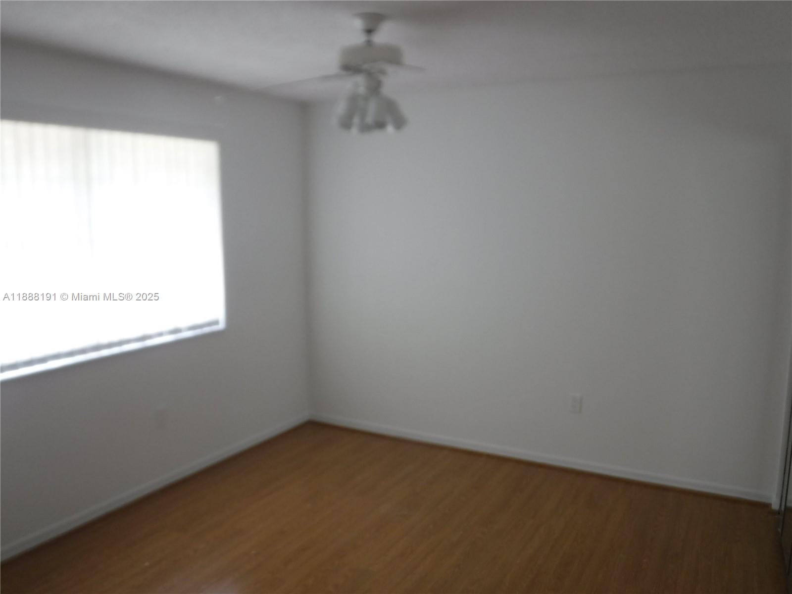 VIZCAYA AT THE HAMMOCKS 1 - Residential