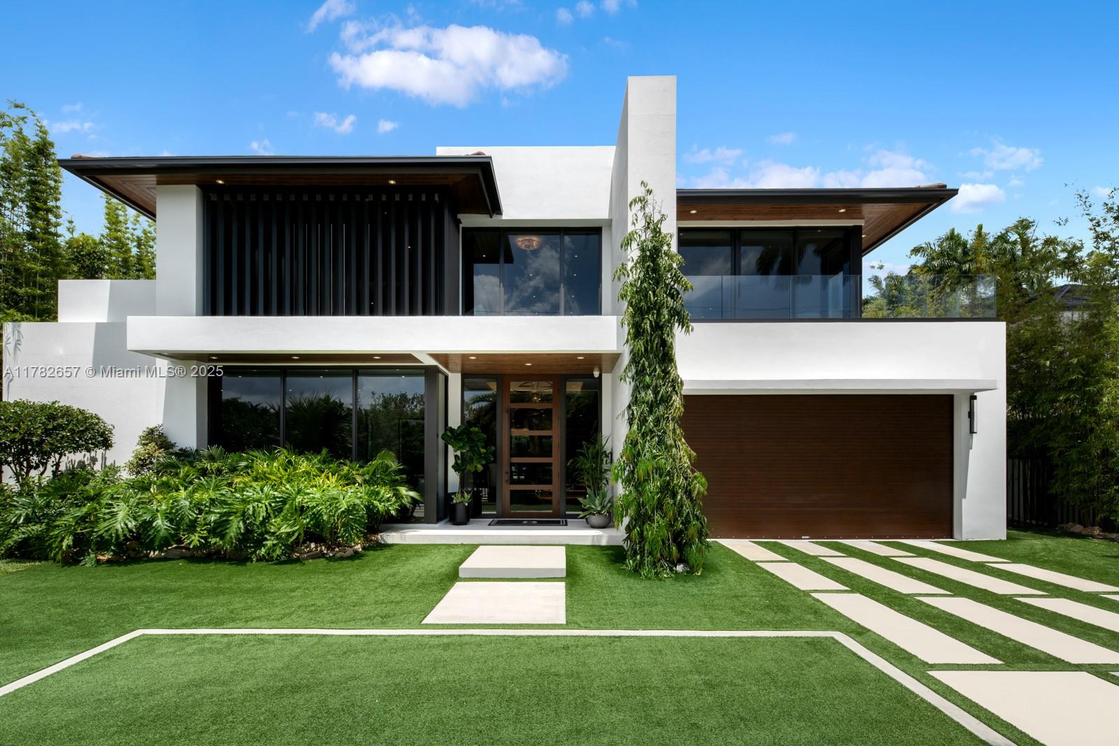 Property for Sale at 6031 Sw 88th St, South Miami, Miami-Dade County, Florida - Bedrooms: 6 
Bathrooms: 6.5  - $7,695,000
