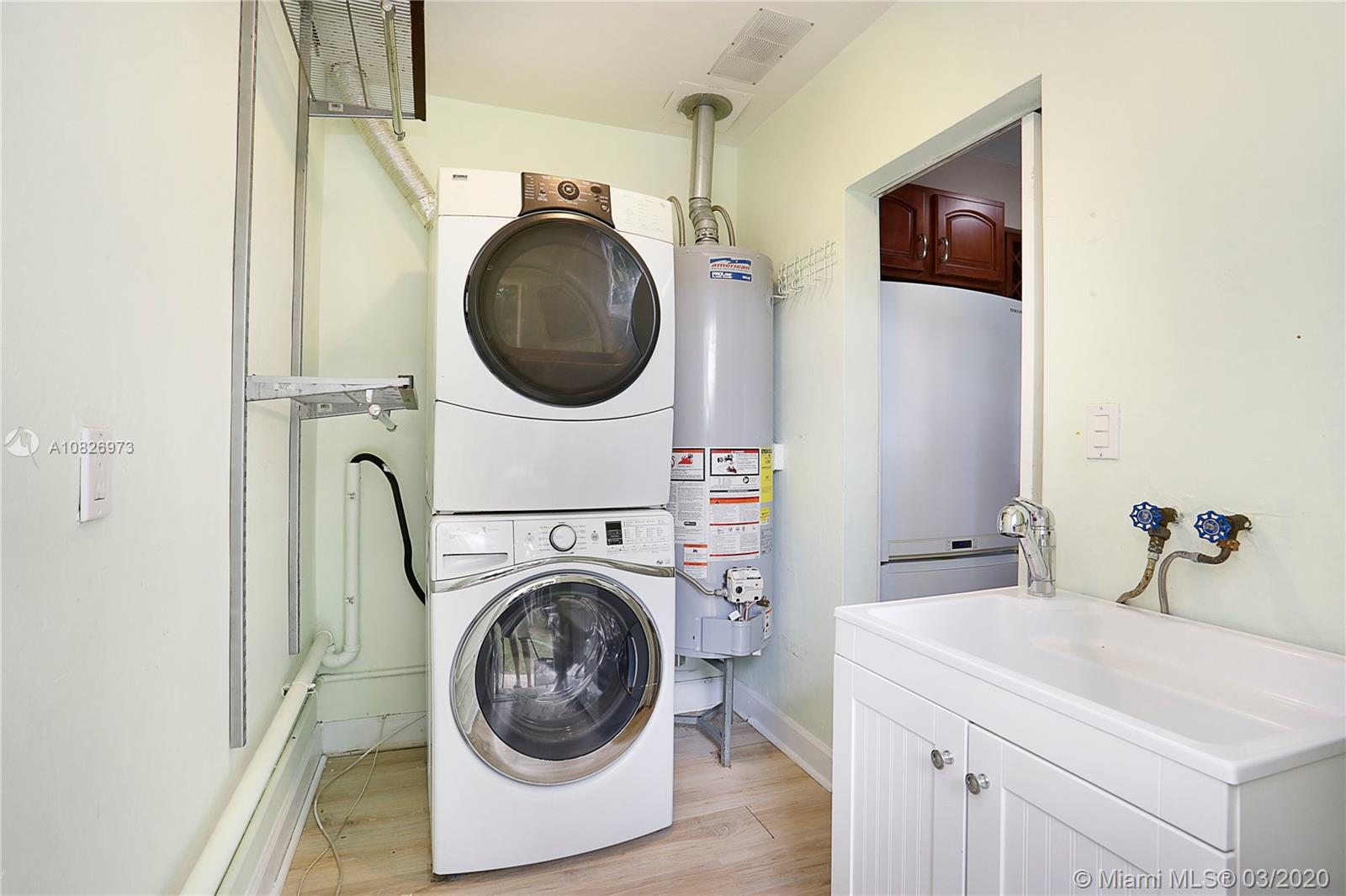 BEVERLY GARDENS - Residential Lease