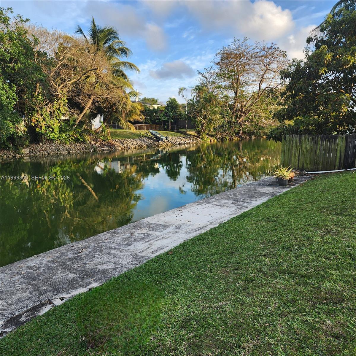 CENTRAL MIAMI PART 6 - Residential Lease