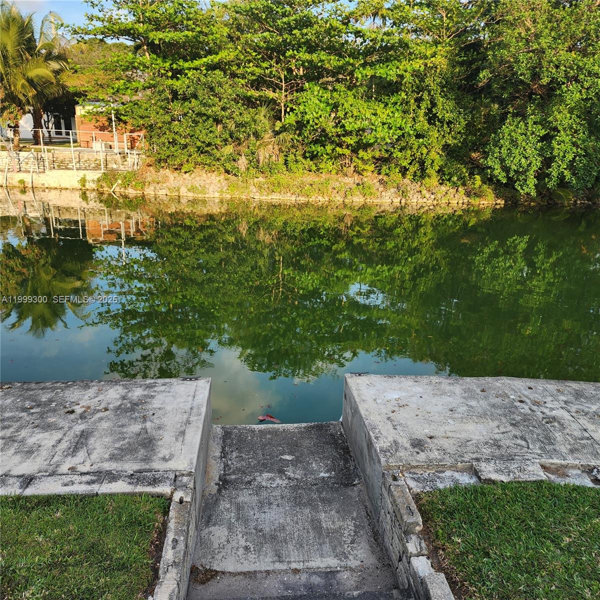 CENTRAL MIAMI PART 6 - Residential Lease