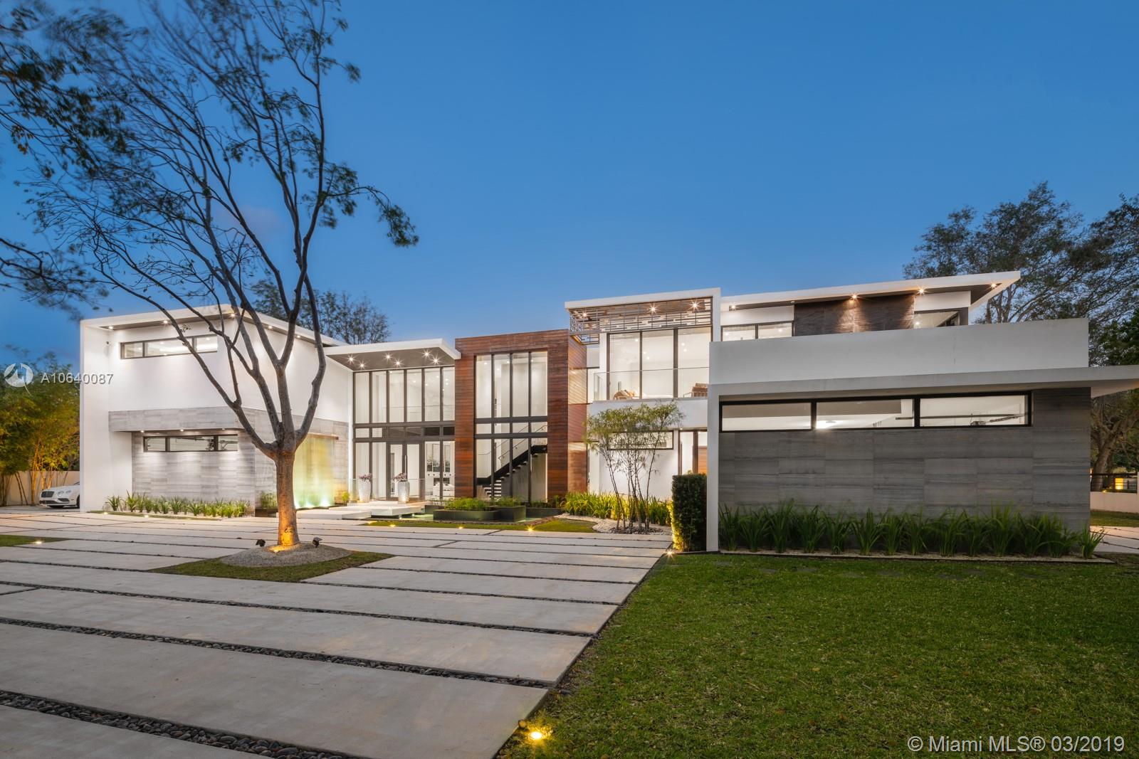 PINECREST - Residential