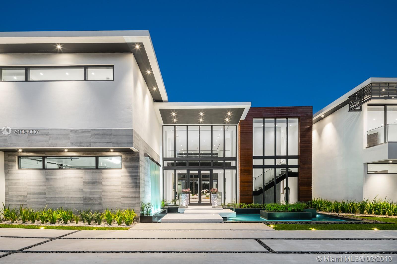 PINECREST - Residential