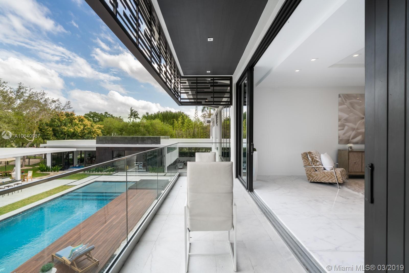 PINECREST - Residential