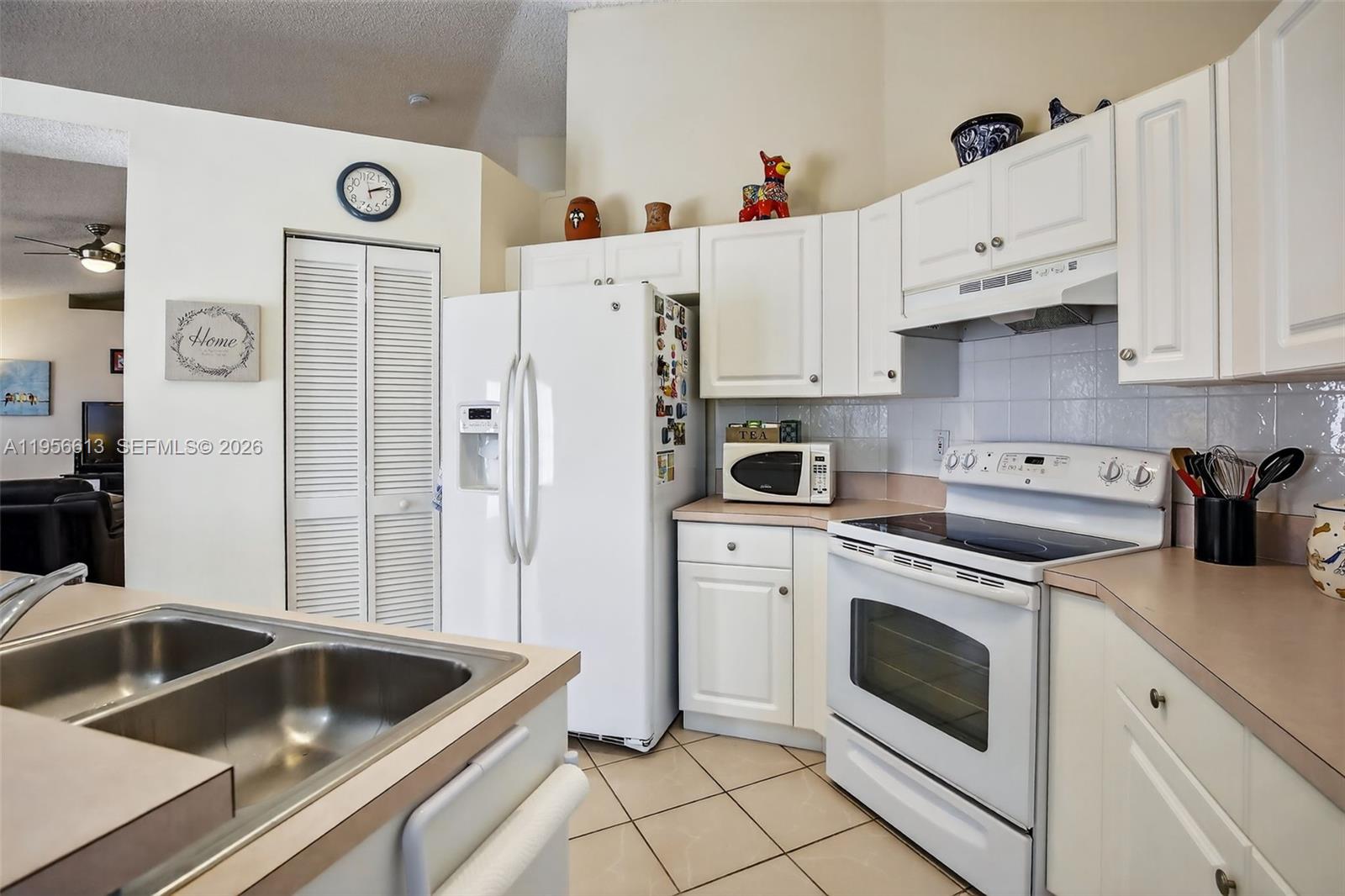 LAKES OF NEWPORT II - Residential