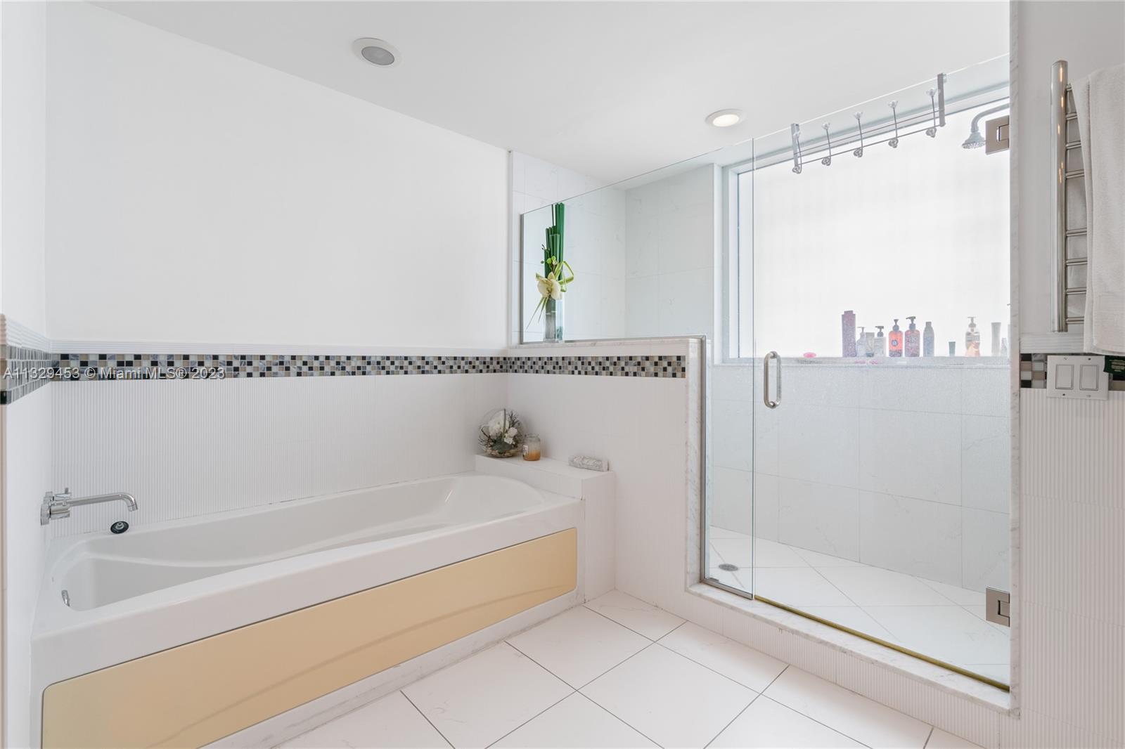 500 BRICKELL EAST CONDO - Residential