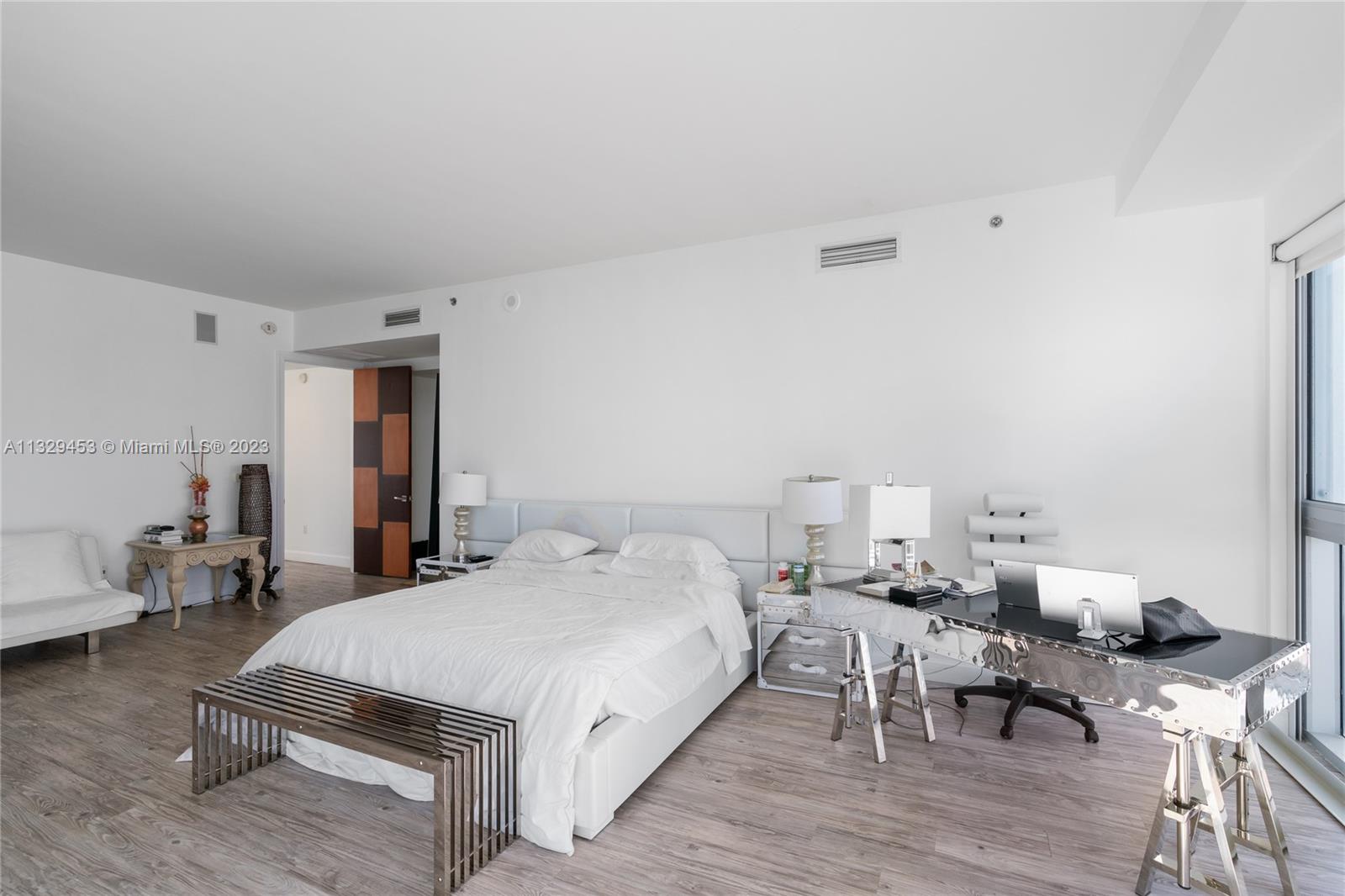 500 BRICKELL EAST CONDO - Residential