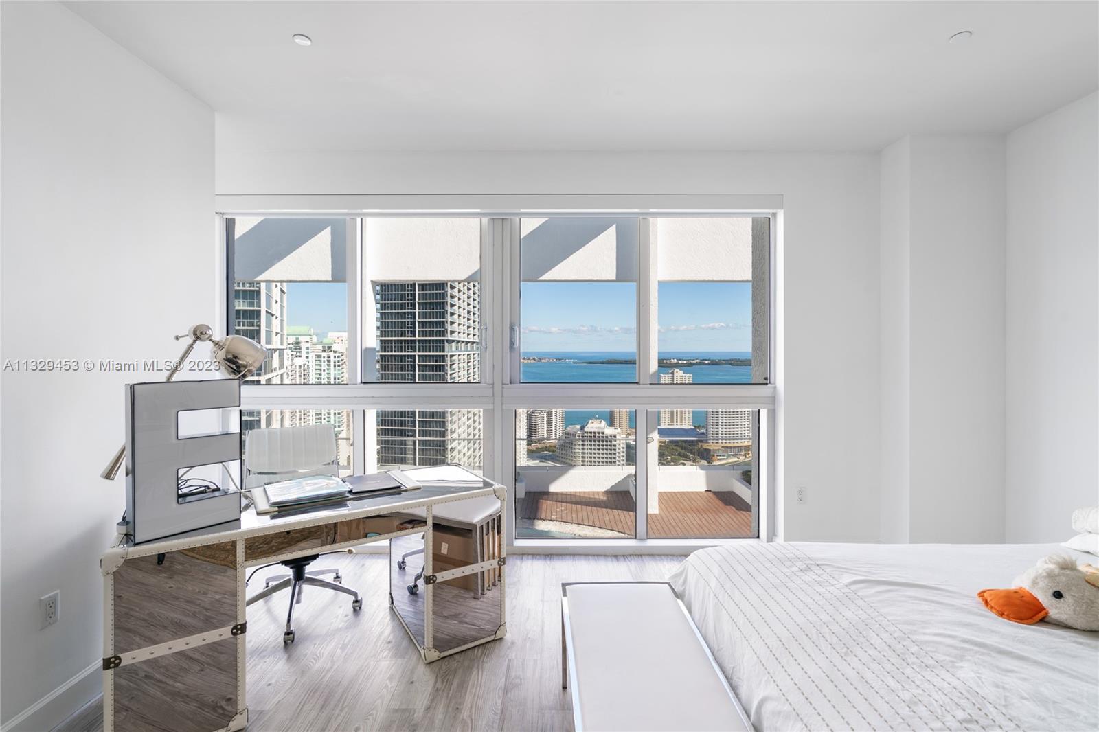 500 BRICKELL EAST CONDO - Residential