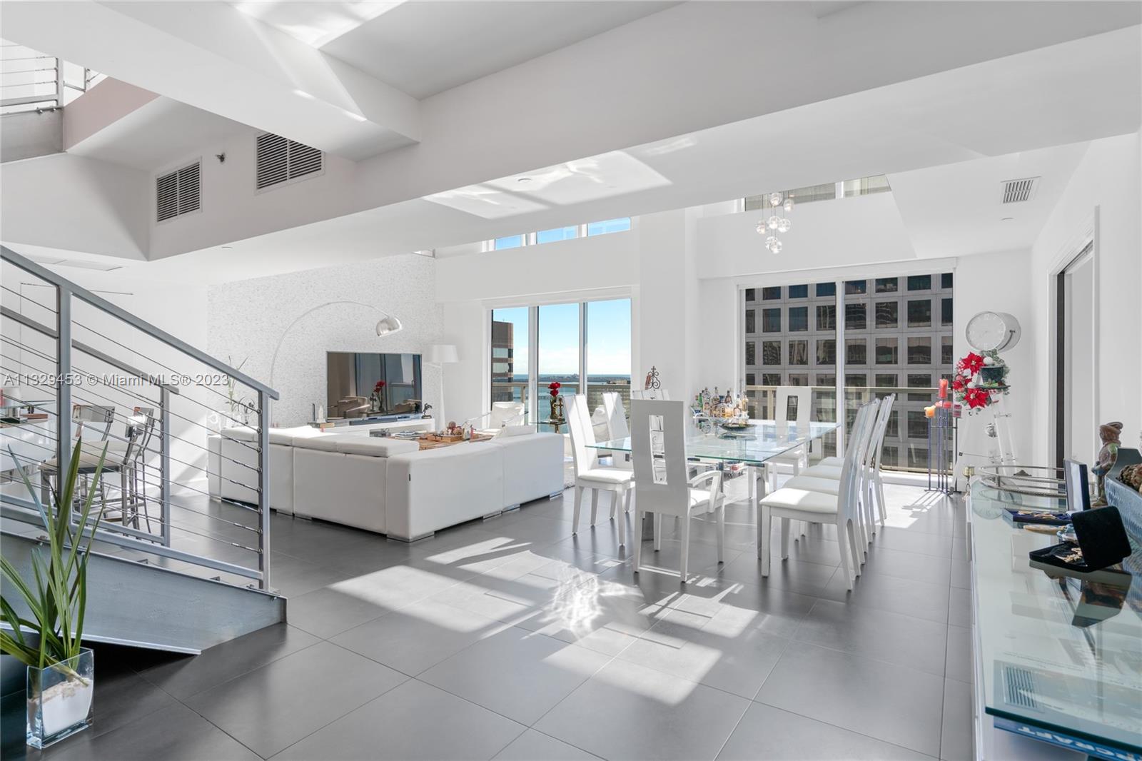 500 BRICKELL EAST CONDO - Residential