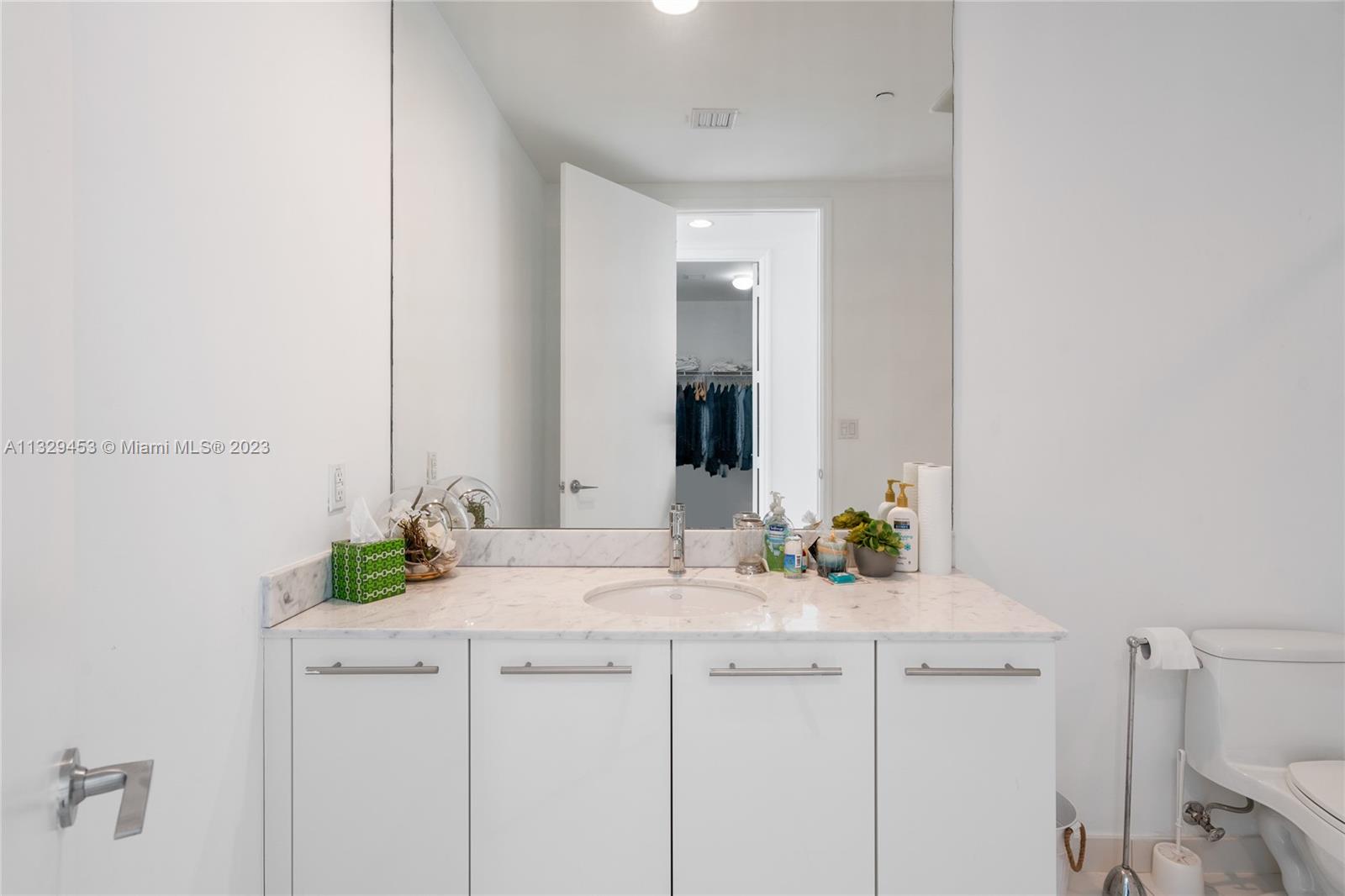 500 BRICKELL EAST CONDO - Residential