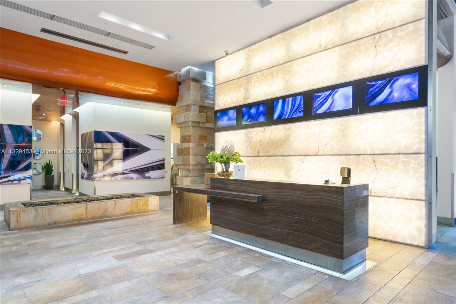 500 BRICKELL EAST CONDO - Residential