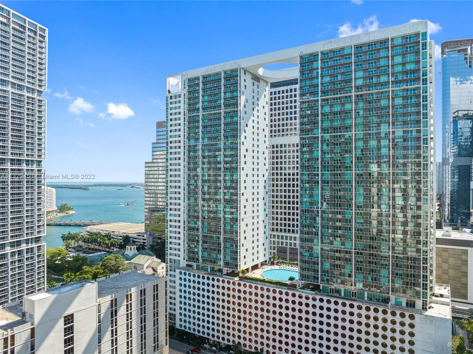 500 BRICKELL EAST CONDO - Residential