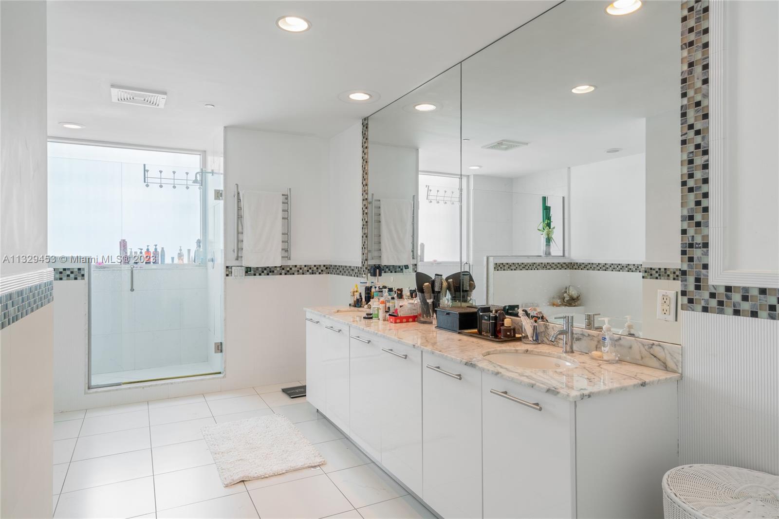 500 BRICKELL EAST CONDO - Residential