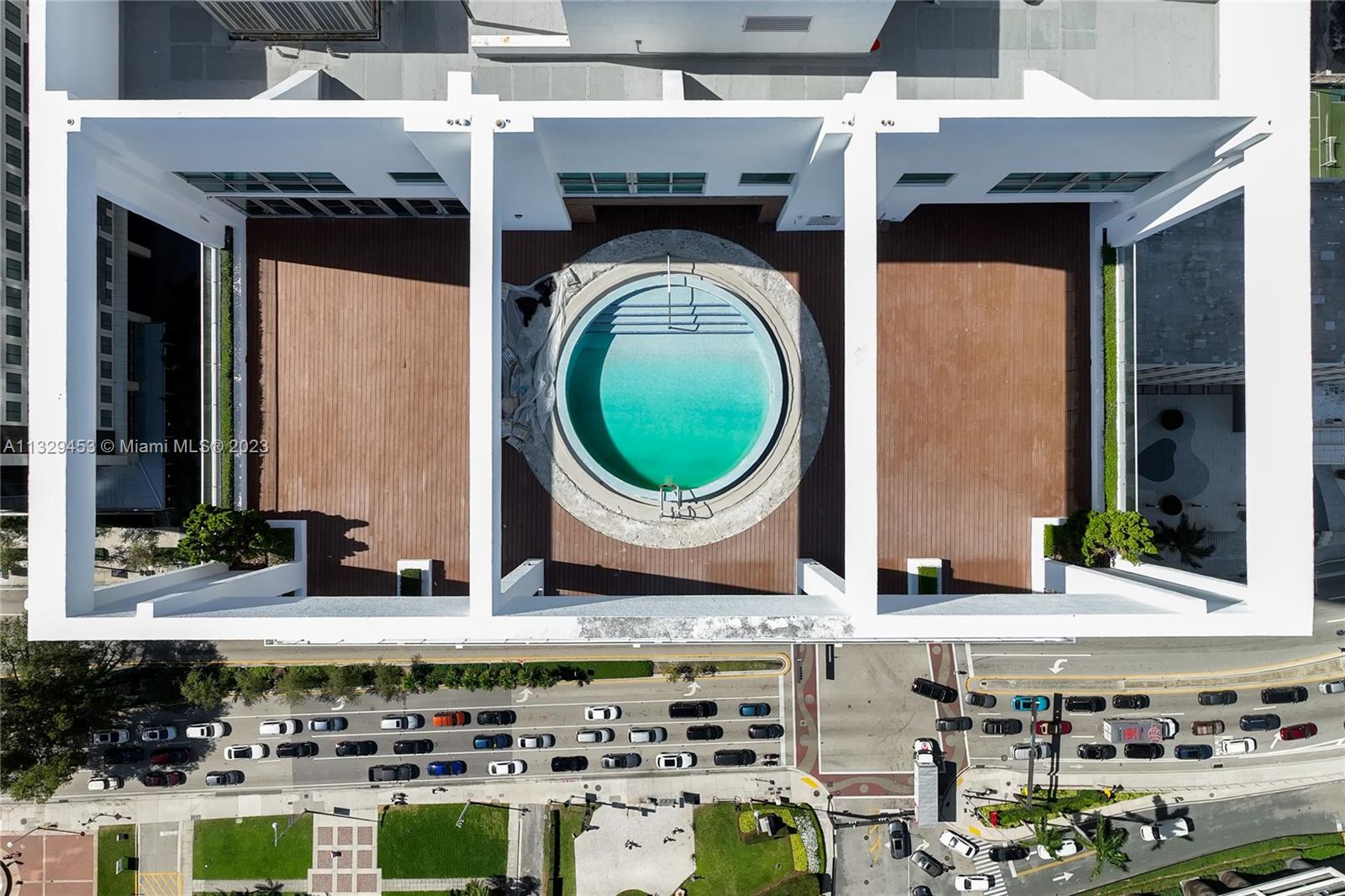 500 BRICKELL EAST CONDO - Residential