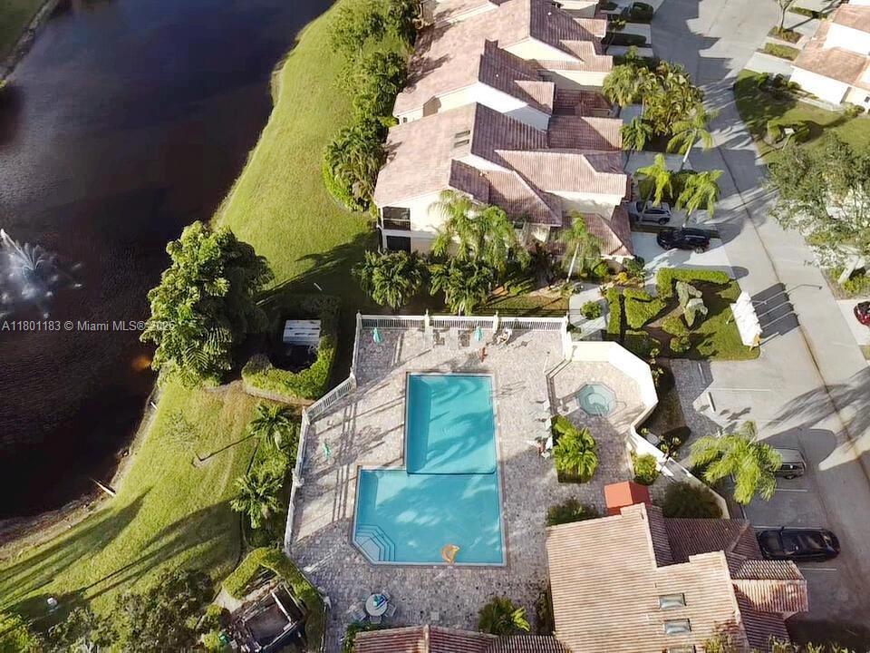 ISLES OF BOCA CONDOS ONE - Residential