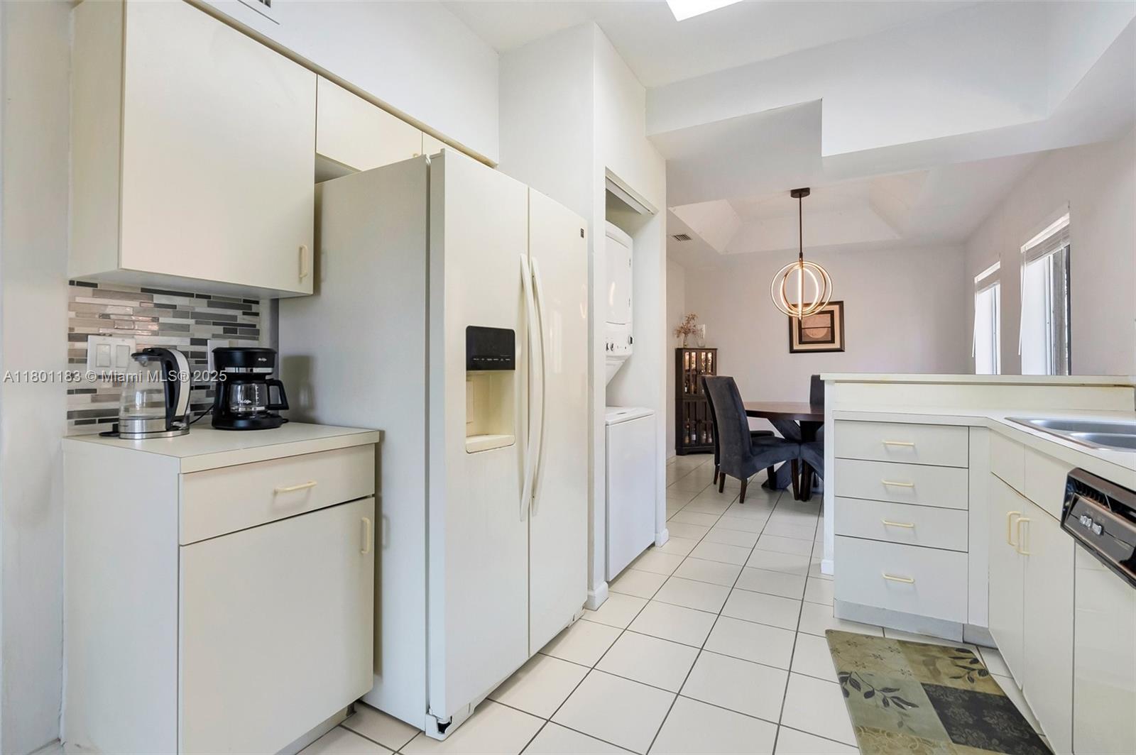 ISLES OF BOCA CONDOS ONE - Residential