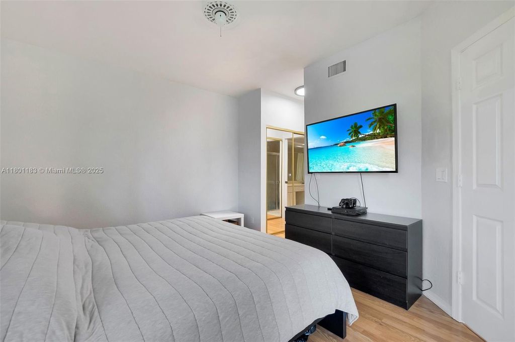 Photo of 23158 Island Vw #1, Boca Raton, FL 33433 (MLS # A11801183)