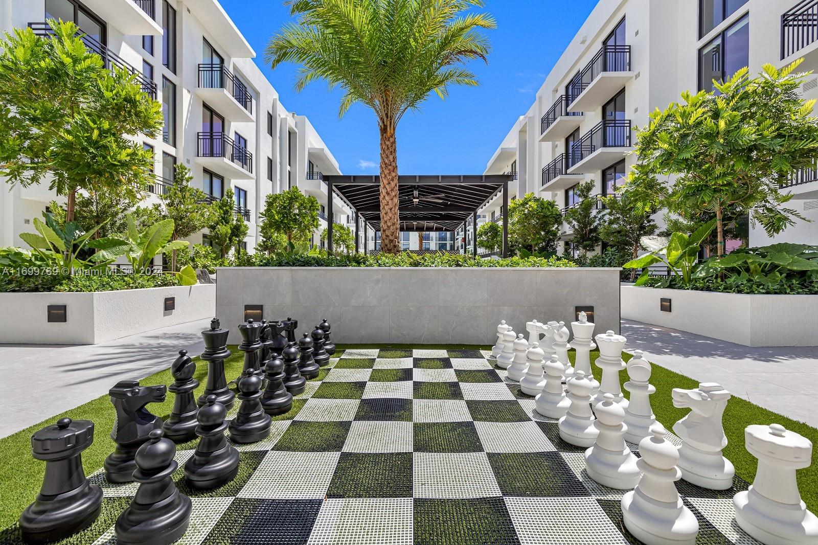 TOWN OF MODELO (DANIA) B- - Residential Lease