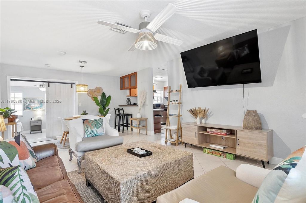 Photo of 901 NE 16th St, Fort Lauderdale, FL 33304 (MLS # A11790888)