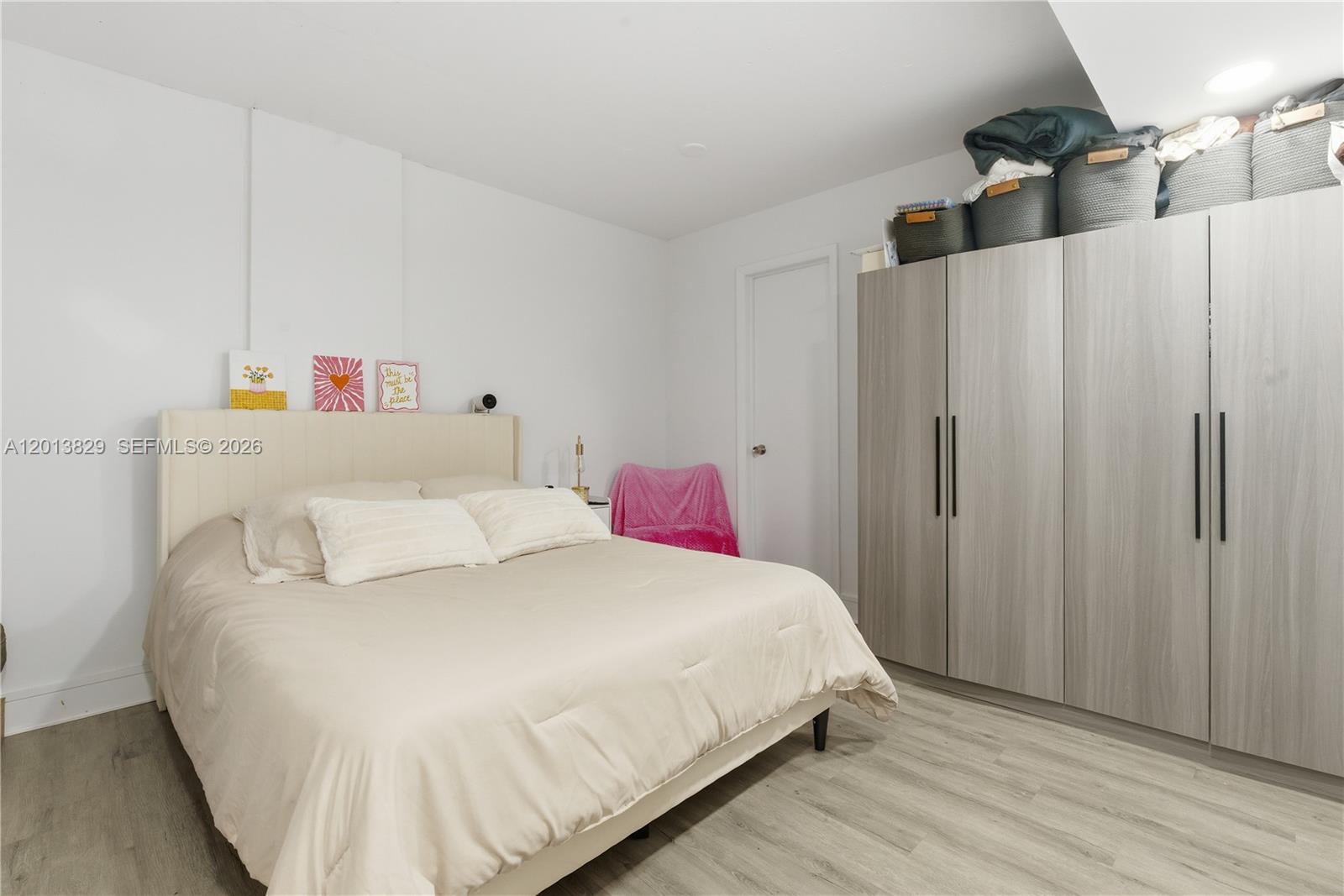 MICHIGAN TOWERS CONDO - Residential Lease
