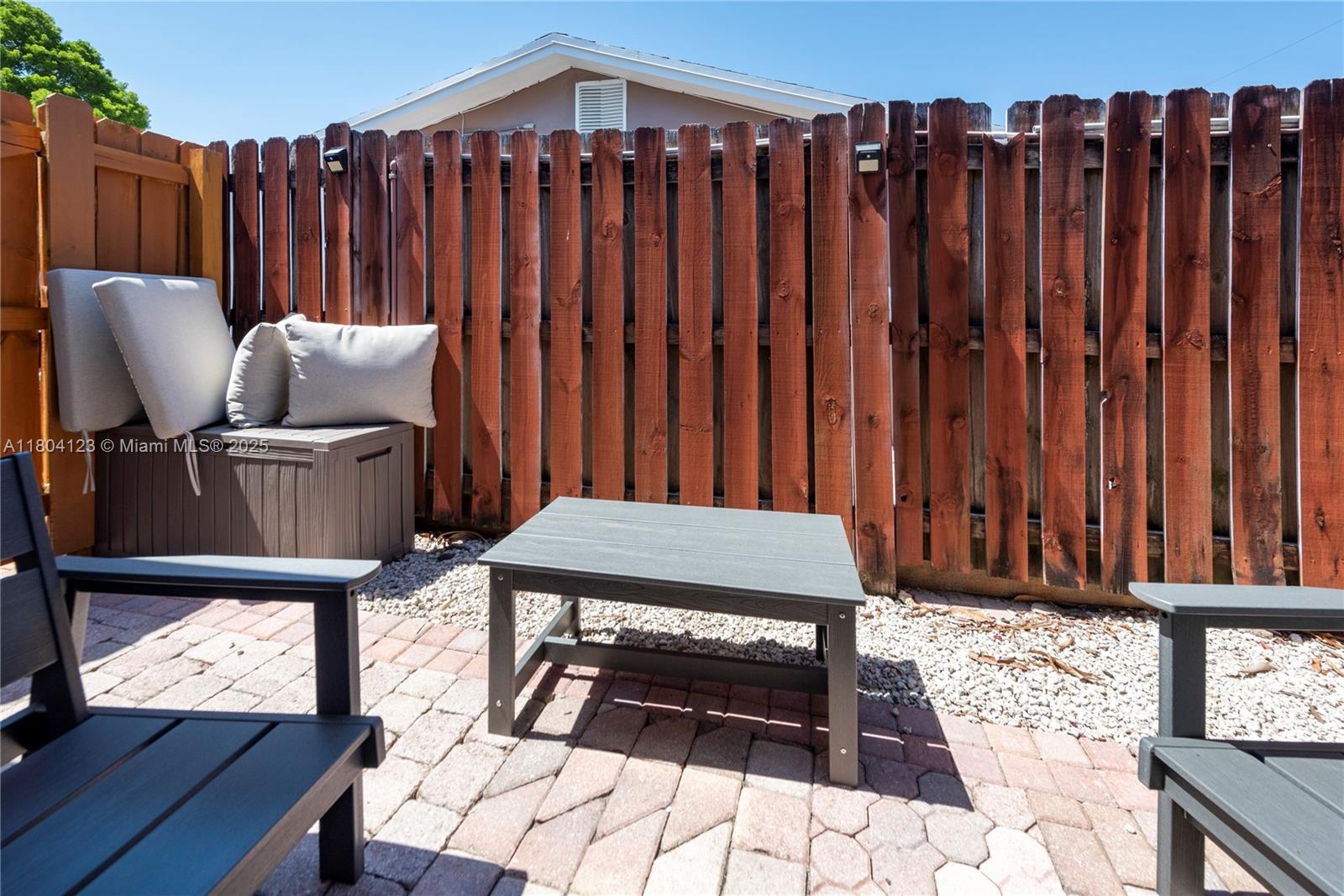 SANDALFOOT COVE SEC 4 - Residential