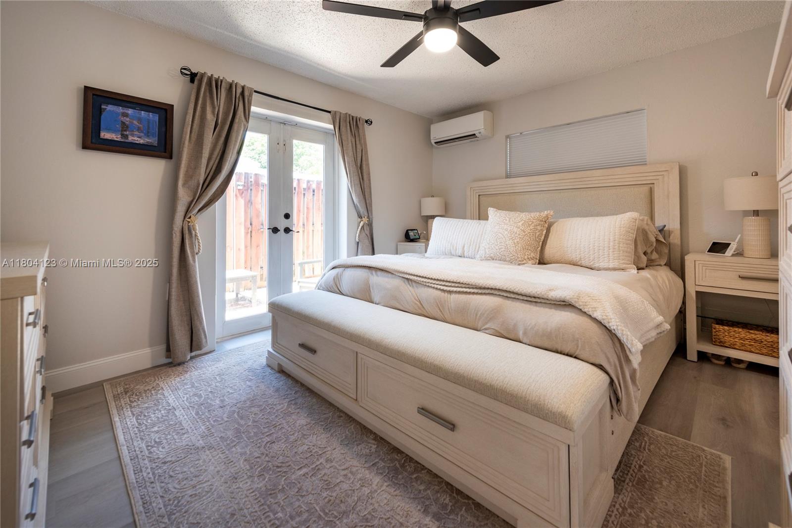 SANDALFOOT COVE SEC 4 - Residential
