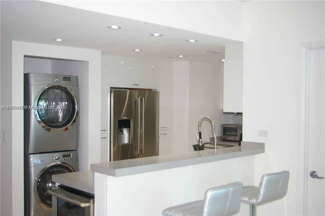 WIND CONDO - Residential Lease