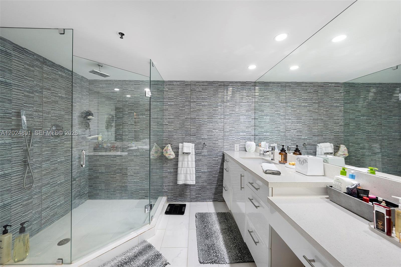 THE TIFFANY OF BAL HARBOU - Residential