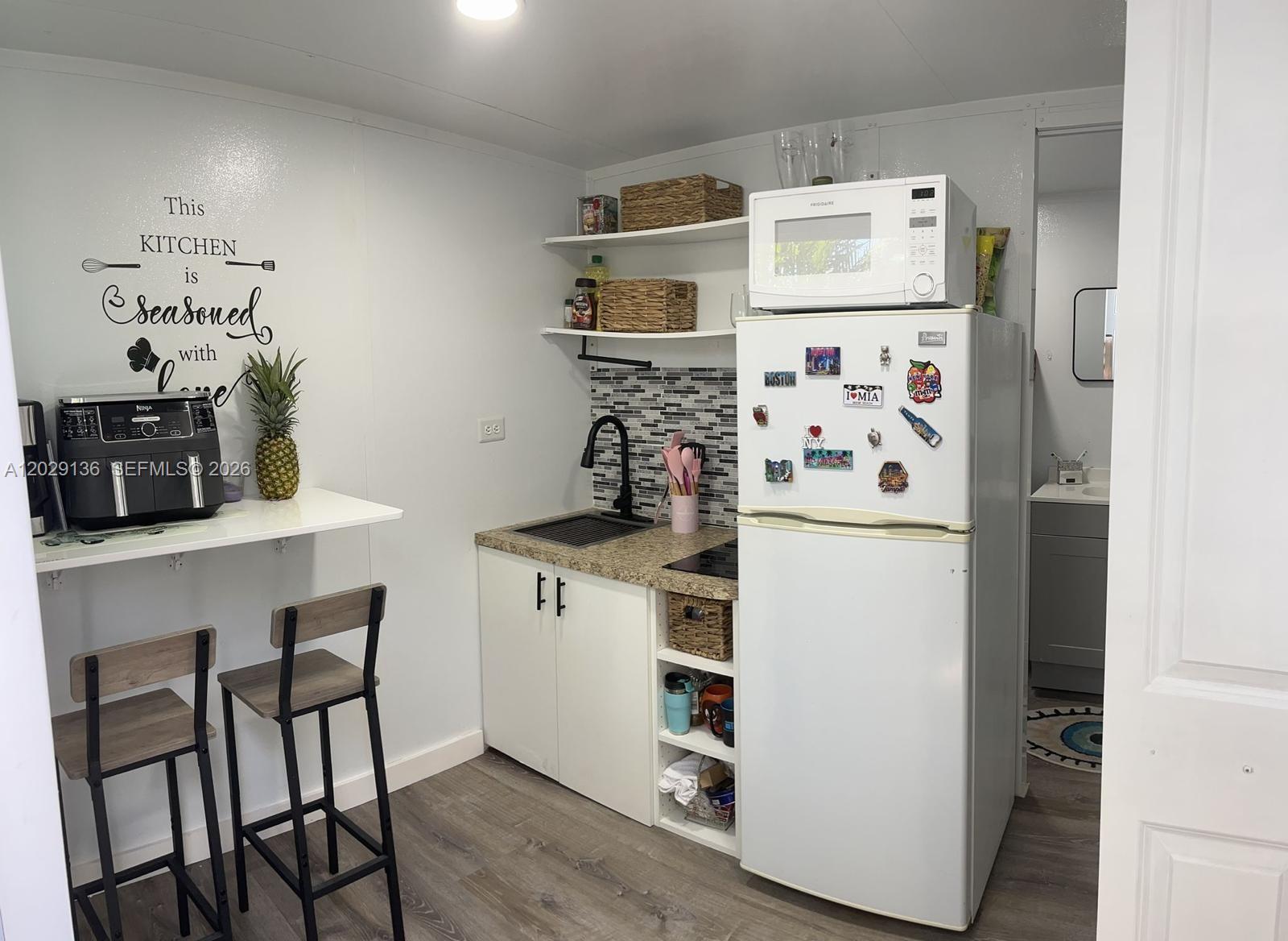 LIBERTY HOMES ESTATES SEC - Residential