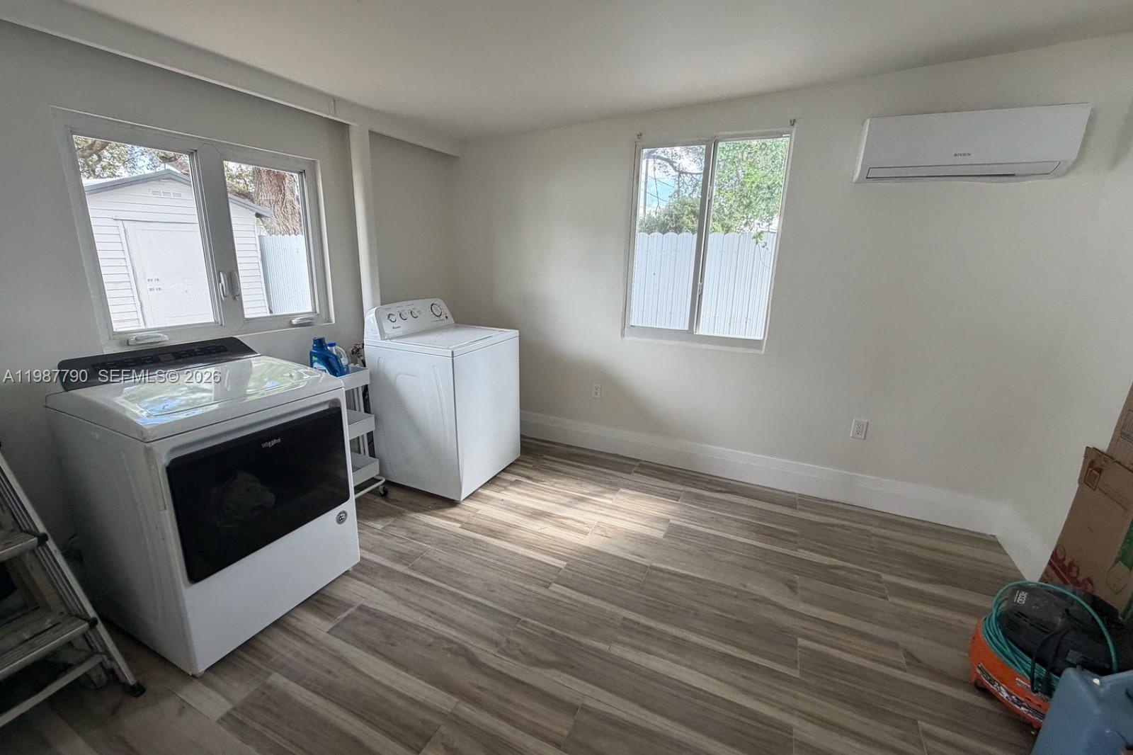 BROADMOOR MANOR - Residential