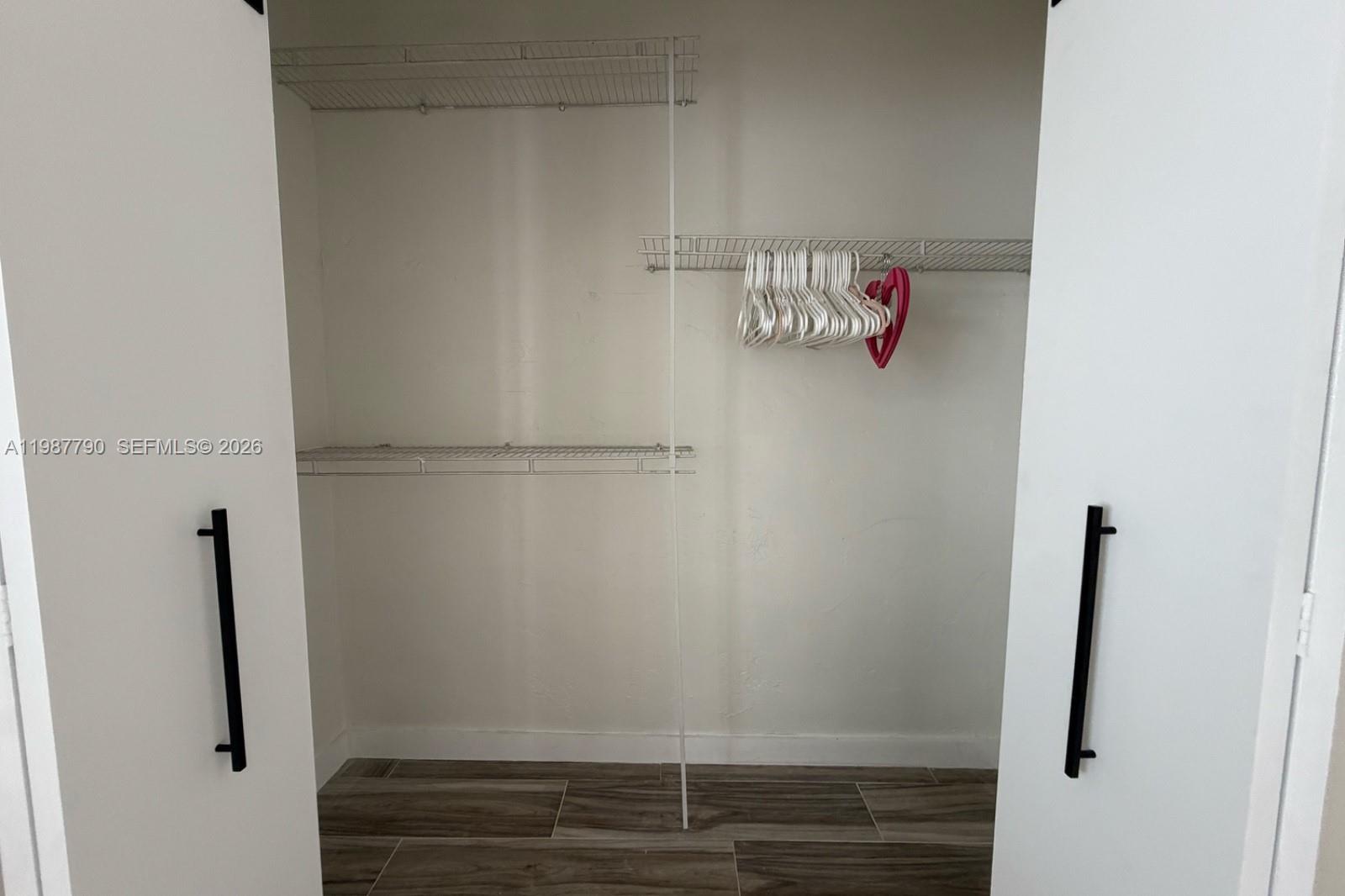 BROADMOOR MANOR - Residential