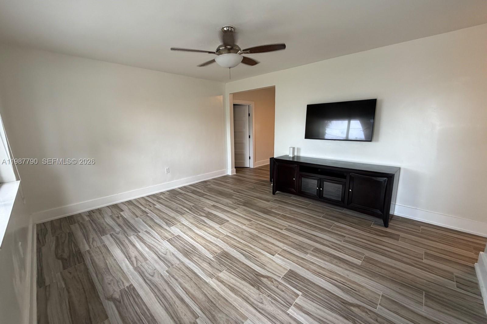 BROADMOOR MANOR - Residential