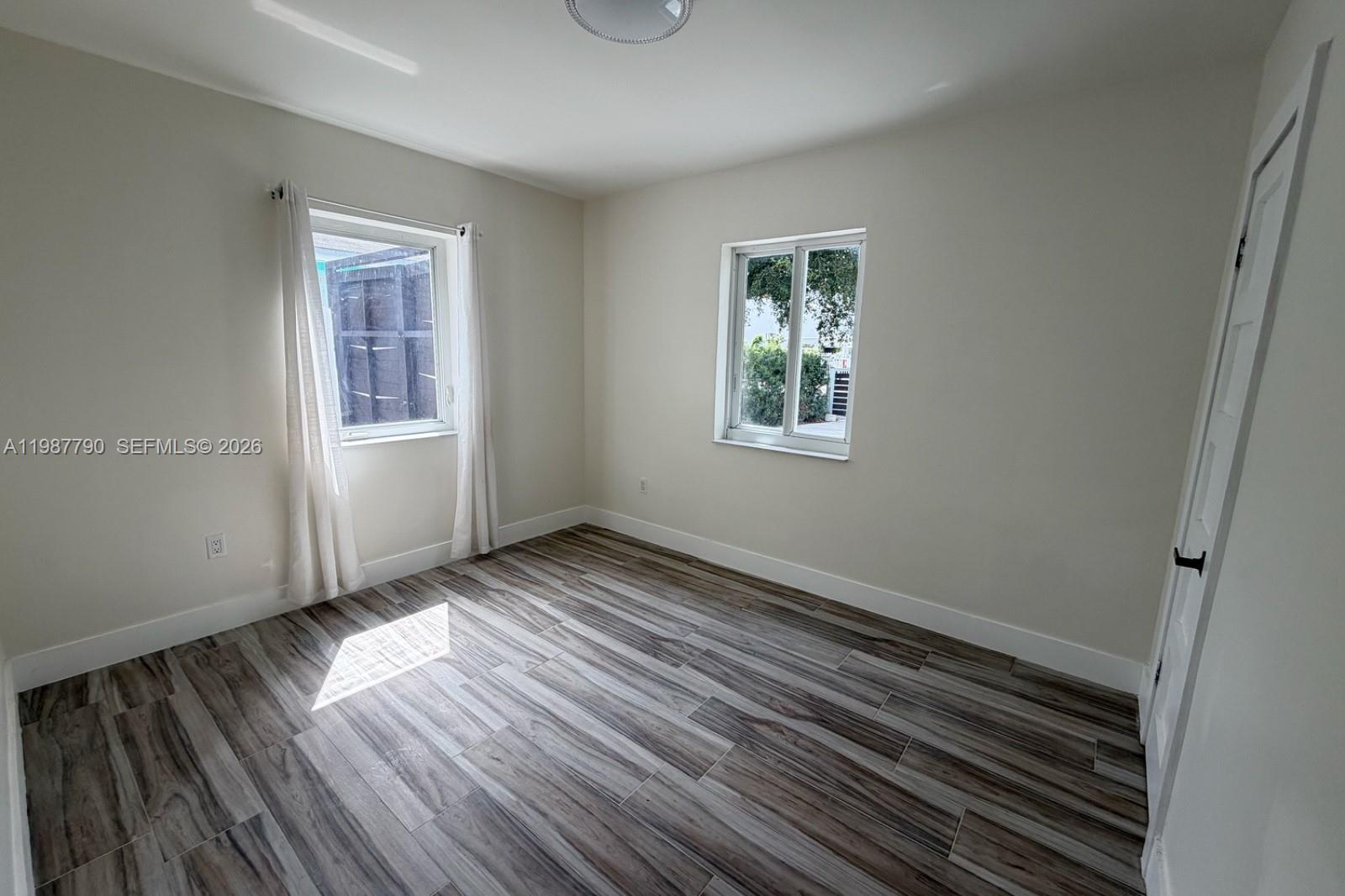 BROADMOOR MANOR - Residential