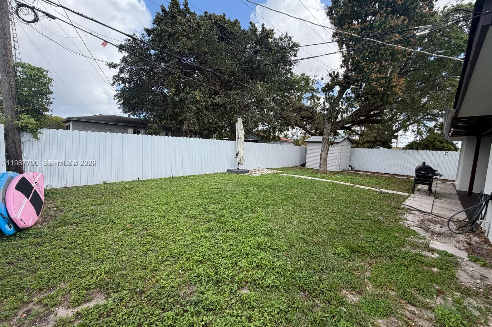 BROADMOOR MANOR - Residential