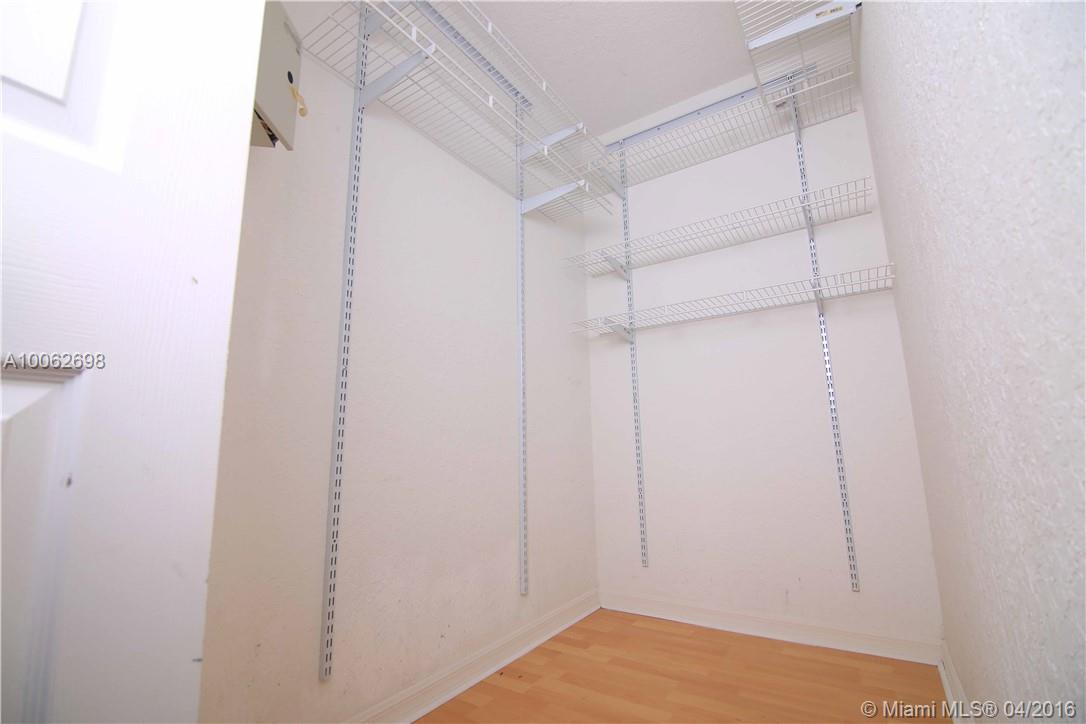 Las Brisas At Doral Condo - Residential Lease