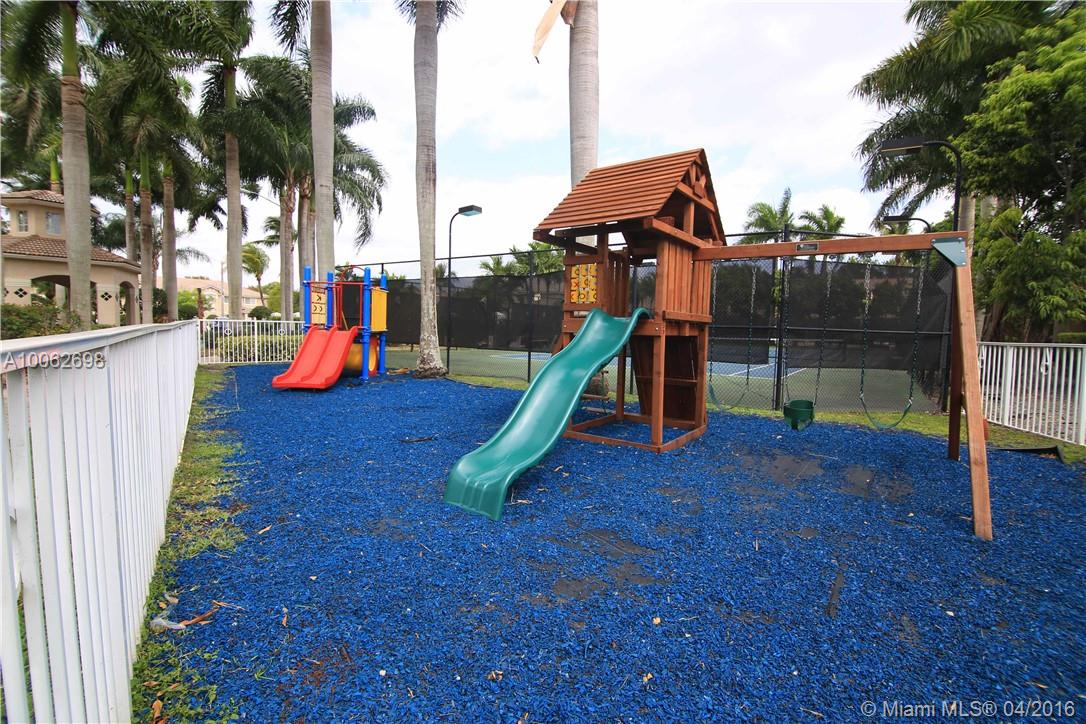 Las Brisas At Doral Condo - Residential Lease