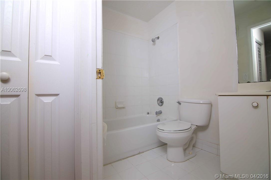 Las Brisas At Doral Condo - Residential Lease