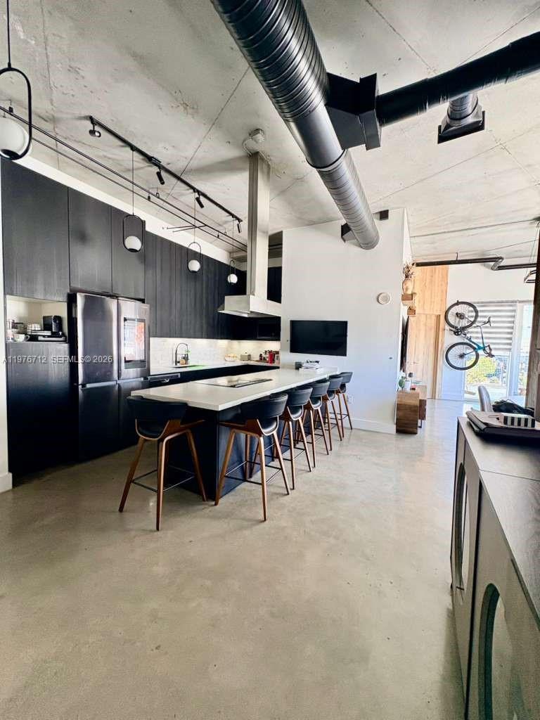 NEO CONDO - Residential Lease